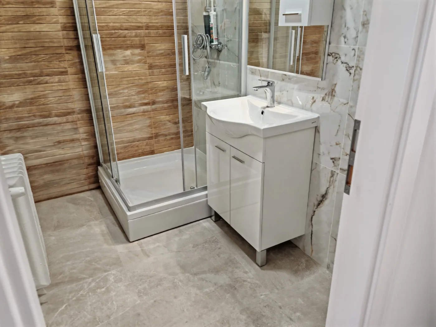 Primjer izvedene adaptacije – adaptacija kupaonice 3,5–4,5 m²